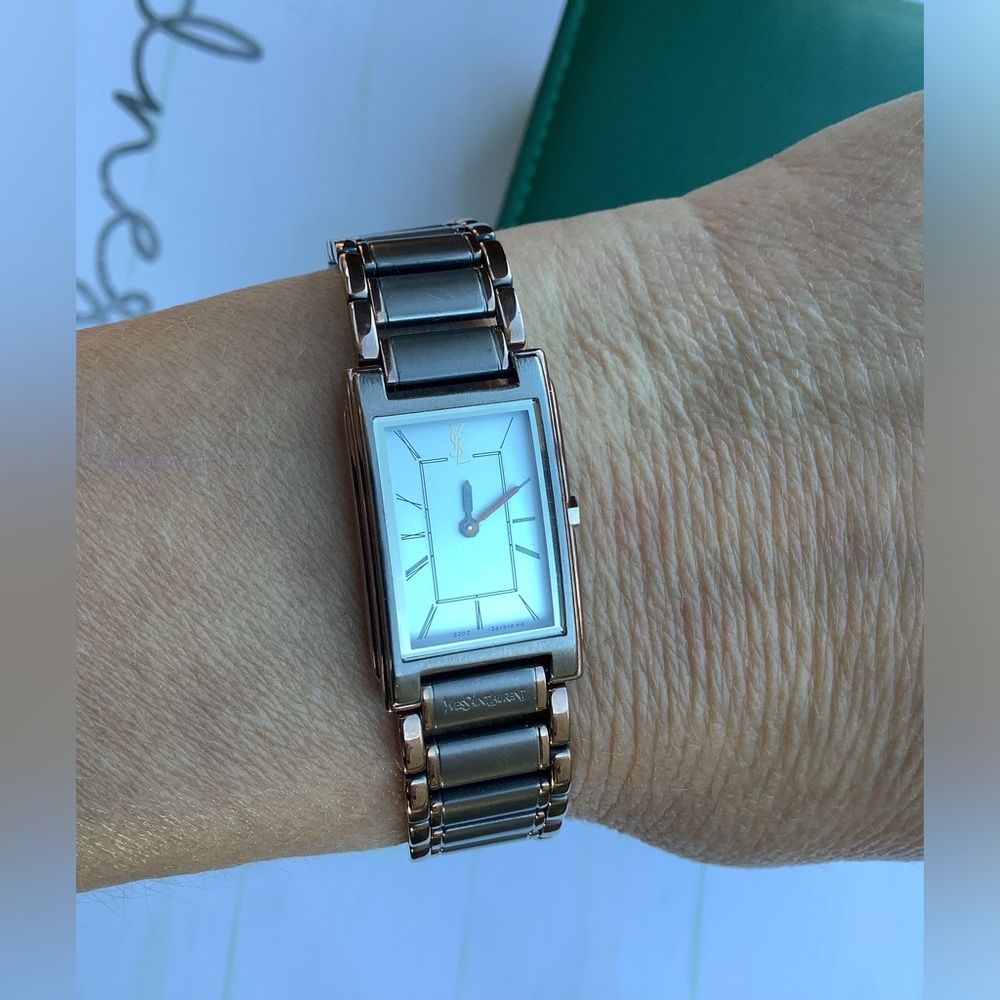 Ladies YVES SAINT LAURENT DRESS watch๐๐๐ - Picture 10 of 12